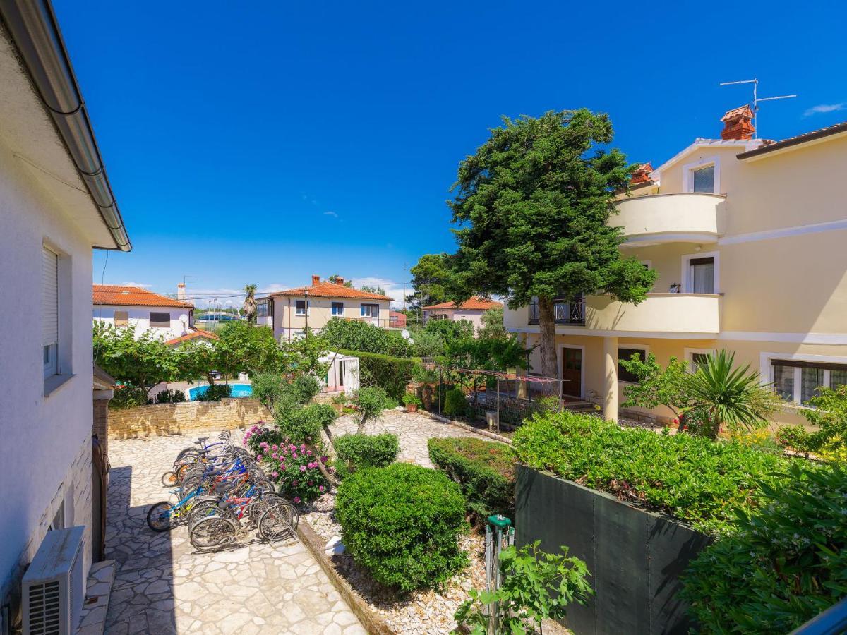 Apartment Nika-2 Umag Bagian luar foto