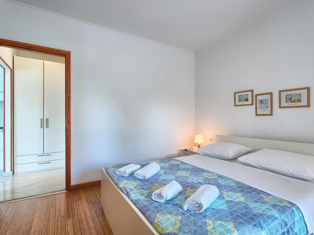 Apartment Nika-2 Umag Bagian luar foto